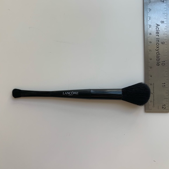 NEW Lancome duel-end blush-eye shadow brush - Picture 1 of 5